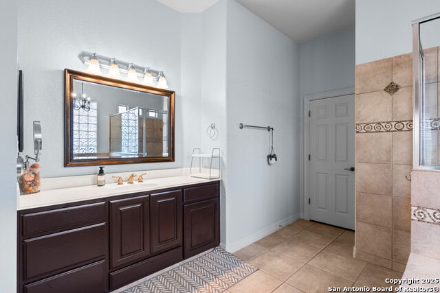 Listing photo id 21 for 846 Fawnway