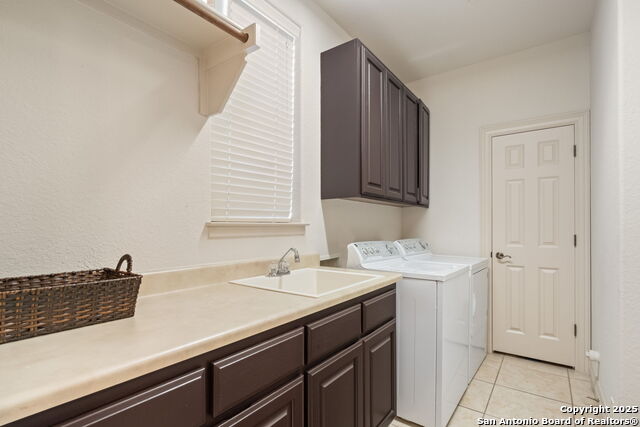 Listing photo id 37 for 846 Fawnway