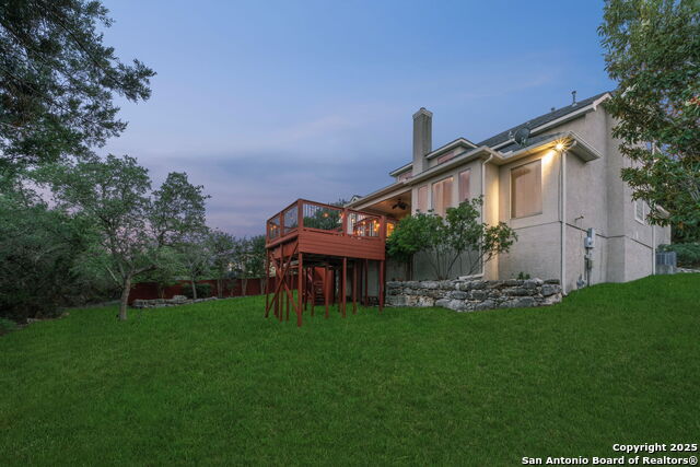 Listing photo id 44 for 846 Fawnway