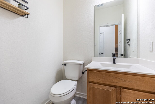 Image 17 of 40 For 14839 Vance Jackson  Unit