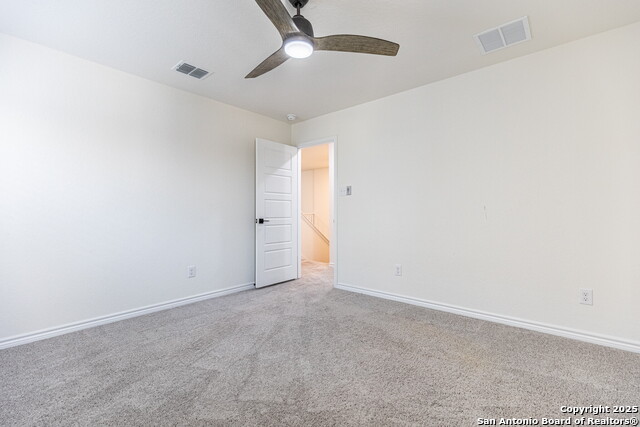 Image 22 of 40 For 14839 Vance Jackson  Unit