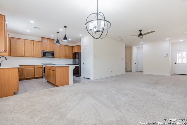 Image 9 of 40 For 14839 Vance Jackson  Unit