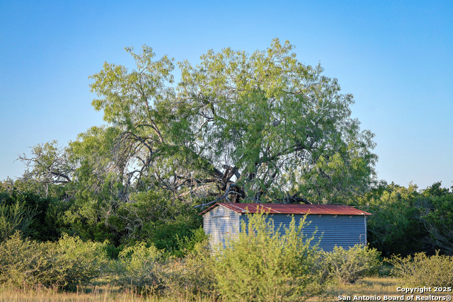 Image 21 of 44 For 000 County Line Rd # 120
