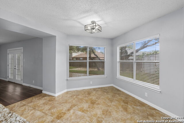 Image 11 of 38 For 9534 Shining Elm Dr