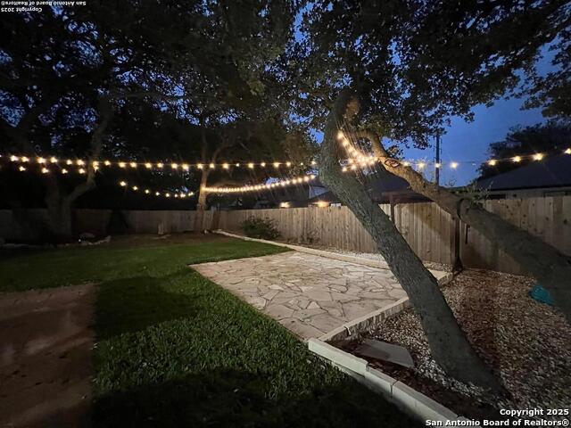 Image 36 of 38 For 9534 Shining Elm Dr