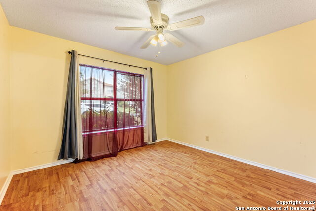 Image 16 of 26 For 6826 Evercrest