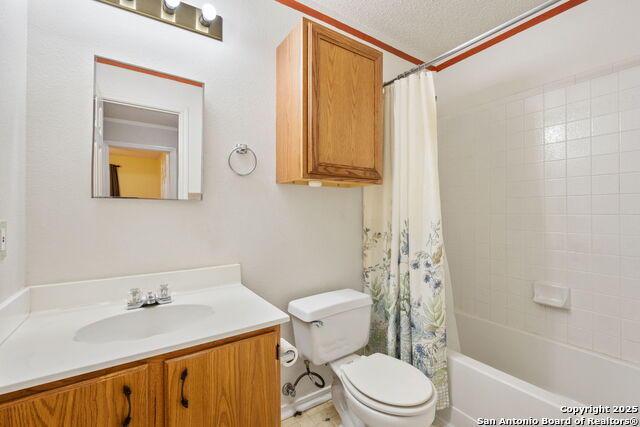 Image 18 of 26 For 6826 Evercrest