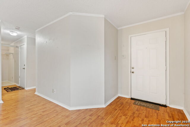 Image 5 of 26 For 6826 Evercrest