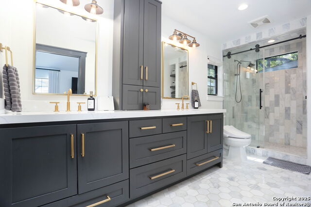 Listing photo id 16 for 8306 Country Side