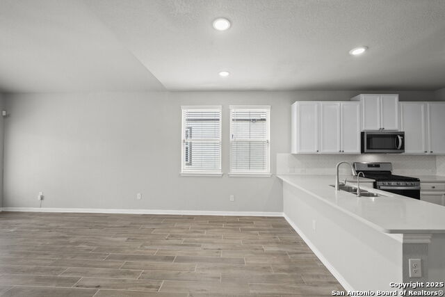 Image 18 of 52 For 12942 Irvin Path