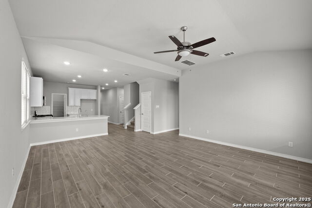 Image 20 of 52 For 12942 Irvin Path