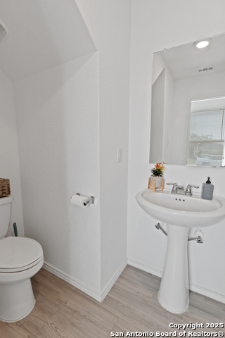 Image 7 of 18 For 4284 Thalweg Way