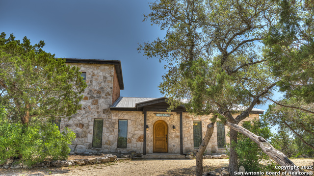 Details for 700 Cat Claw Mountain, ConCan, TX 78838