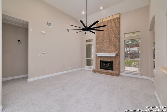 Image 10 of 35 For 7727 Moss Brook