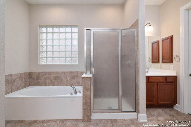 Image 17 of 35 For 7727 Moss Brook