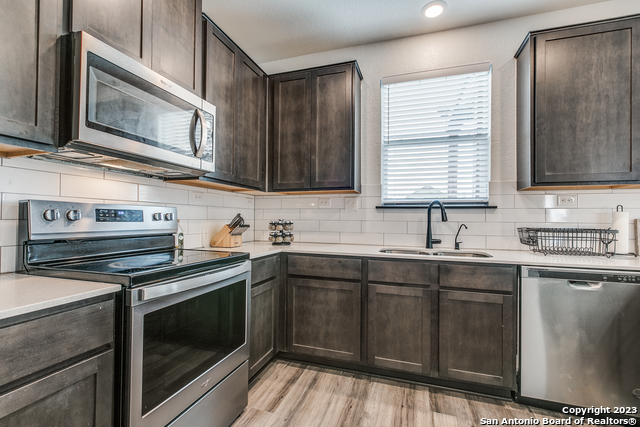 Image 12 of 26 For 3231 Old Almonte Dr