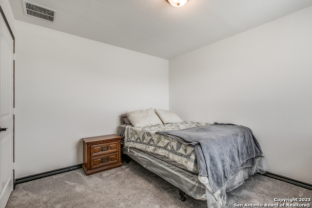 Image 21 of 26 For 3231 Old Almonte Dr