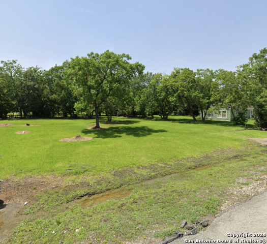 Listing photo id 1 for 1114 Elberta