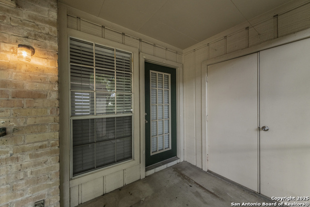 Image 14 of 15 For 331 Mistletoe Ave W 201