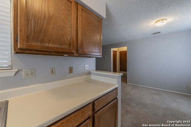 Image 6 of 15 For 331 Mistletoe Ave W 201
