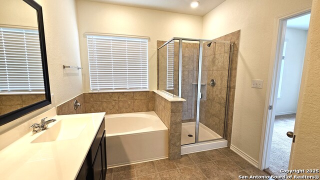 Listing photo id 12 for 5930 Foster Bend