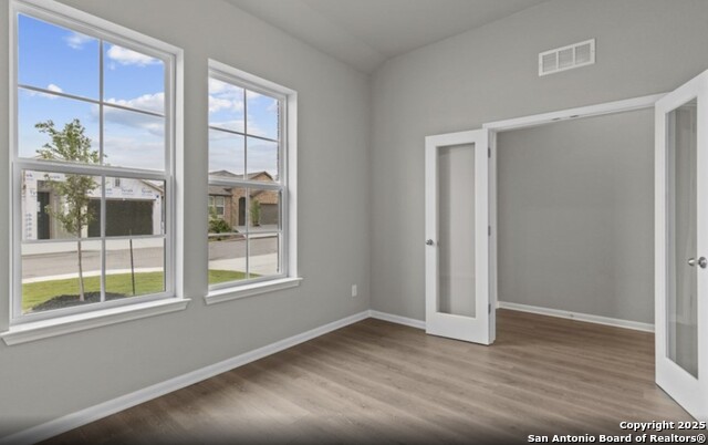 Image 4 of 12 For 6414 Morgan Glen