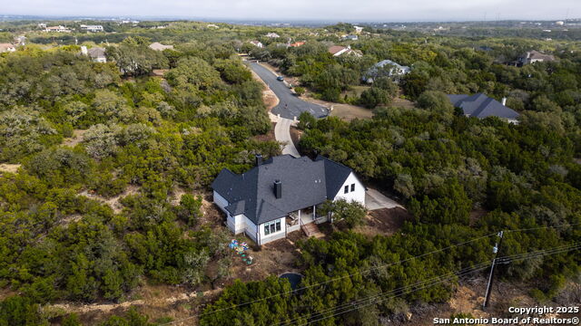 Listing photo id 35 for 27501 Boerne Mist