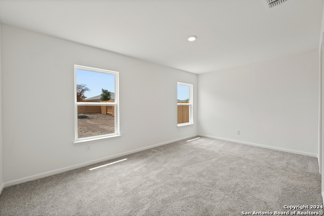 Listing photo id 10 for 15027 Telfaire Meadow