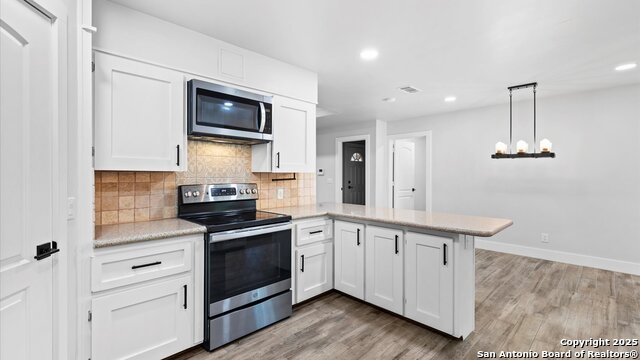 Listing photo id 11 for 1650 Gardenia