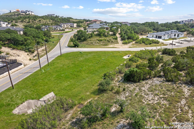 Image 7 of 13 For 23315 Edens Canyon