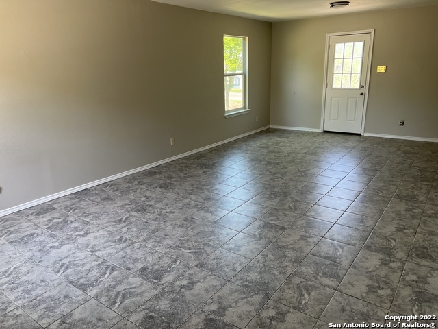Listing photo id 0 for 7415 Coers
