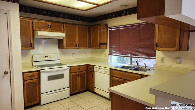 Image 8 of 21 For 109 Deerglen
