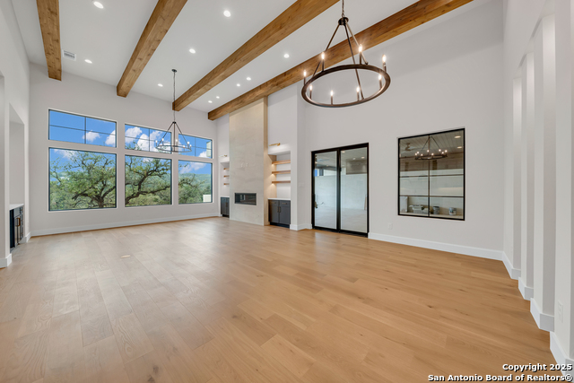 Listing photo id 22 for 9527 Midsomer Place