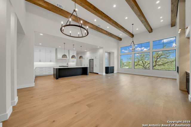 Listing photo id 1 for 9527 Midsomer Place