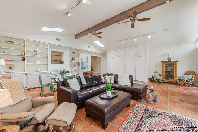 Image 10 of 35 For 419 Woodcrest Dr