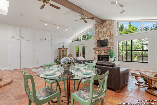 Image 13 of 35 For 419 Woodcrest Dr