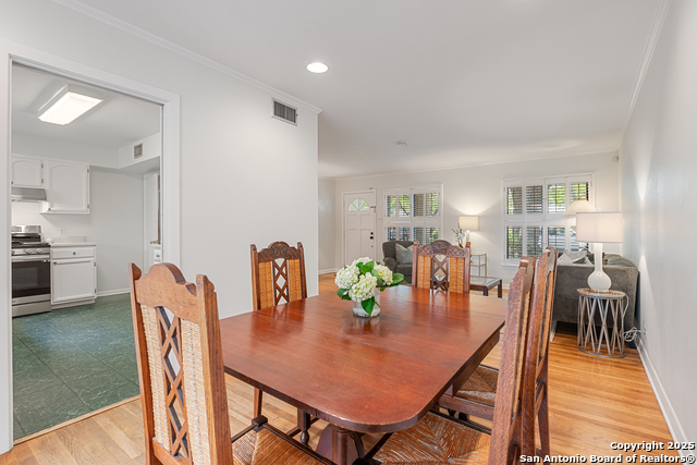Image 7 of 35 For 419 Woodcrest Dr