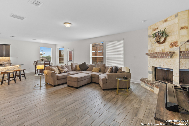 Image 11 of 27 For 5509 Calaveras