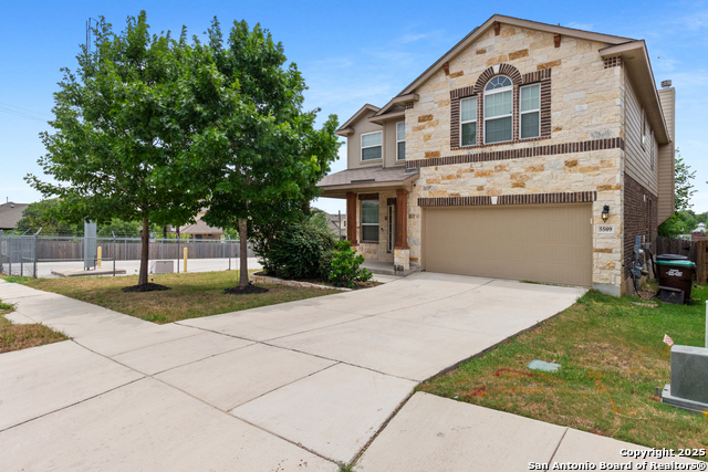 Image 2 of 27 For 5509 Calaveras