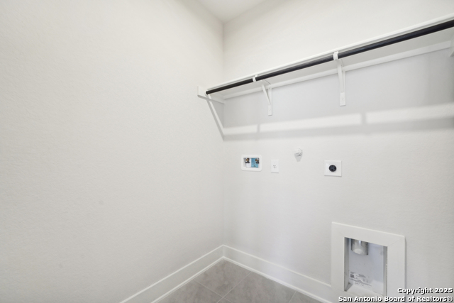 Listing photo id 9 for 29508 Ringo Way