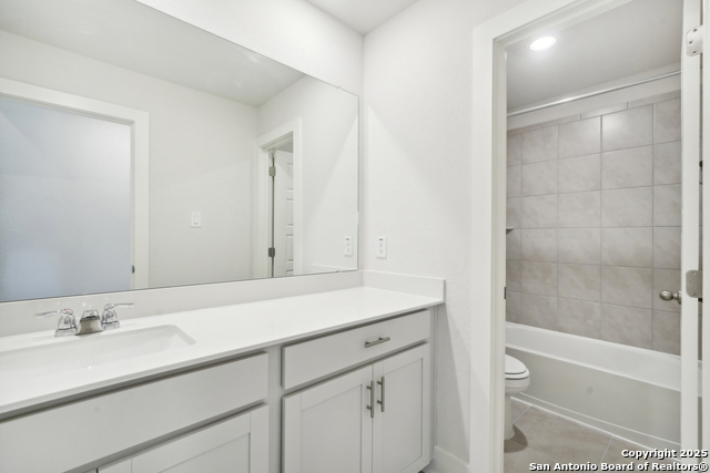 Listing photo id 22 for 29508 Ringo Way