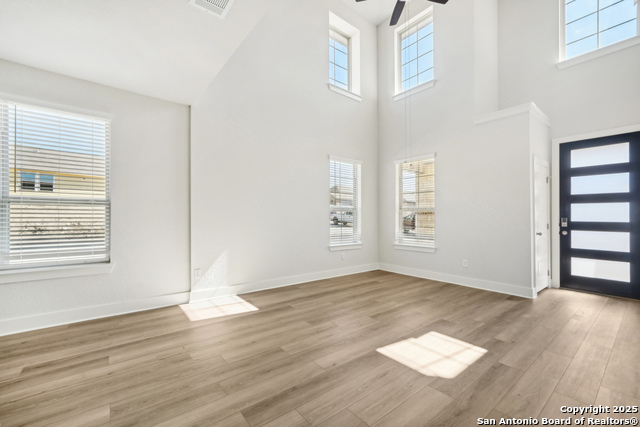 Listing photo id 6 for 29508 Ringo Way