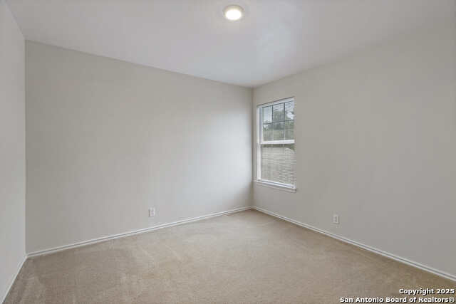 Listing photo id 18 for 1011 Cat Mesa