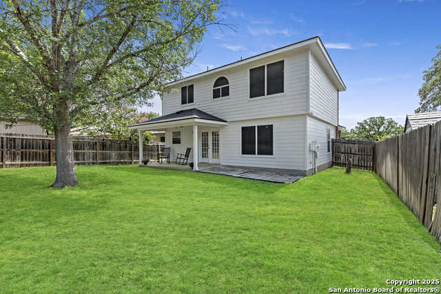 Listing photo id 23 for 1011 Cat Mesa