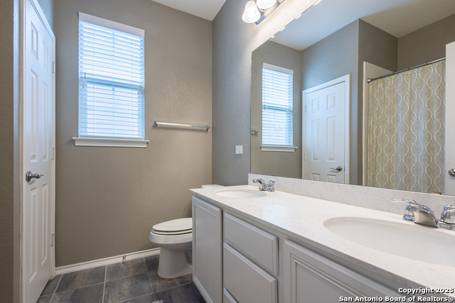 Listing photo id 15 for 7566 Copper Kettle