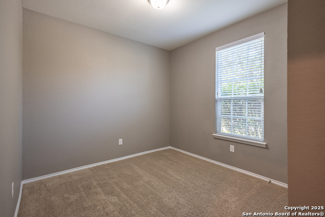 Listing photo id 17 for 7566 Copper Kettle