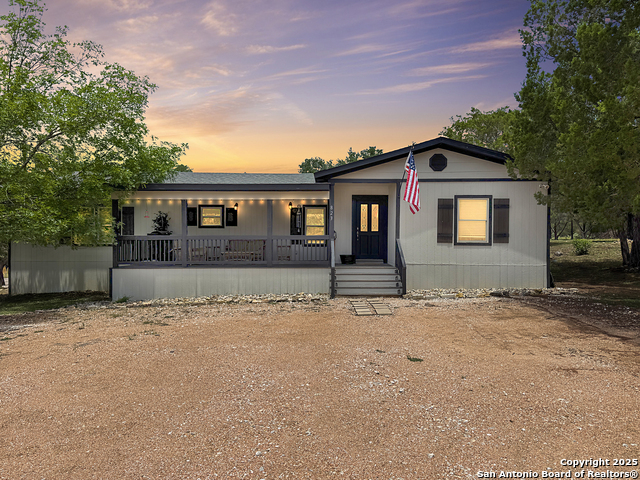 Details for 823 Trail Crest, Canyon Lake, TX 78133