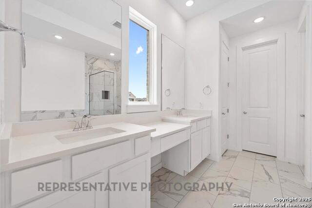 Image 11 of 23 For 2974 Mckinnie
