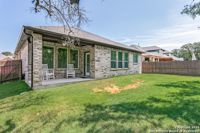 Listing photo id 20 for 3206 Nancy Fall