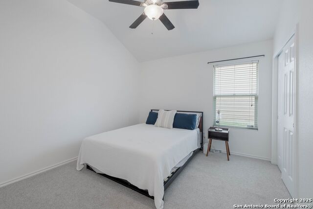 Listing photo id 19 for 5517 Saffron Way